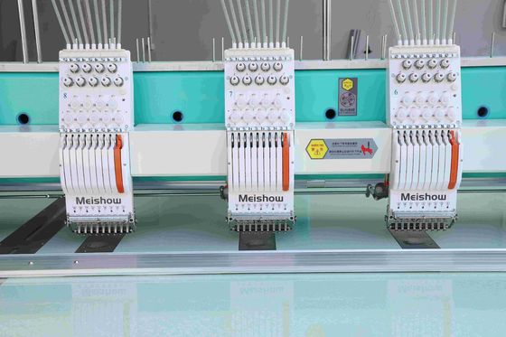 6 colori Flat Embroidery Machine Multi Head con funzione auto Trimmer