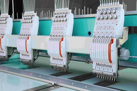 1200 RPM Computer Flat Embroidery Machine 12 teste per tessuti e abiti