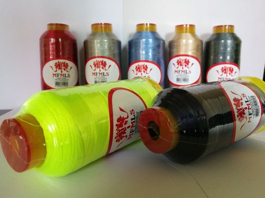 120D 100% filato ricamato in poliestere 5000 metri per cono per ricamo e cucitura