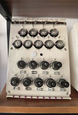 Accessori per macchine per ricami rettangolari / rotonde Base di tensione della testa