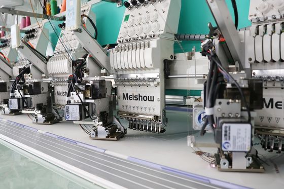 Computer 6 dimensioni Sequins Macchina di ricamo 9 Aghi 20Tippi attrezzature di ricamo