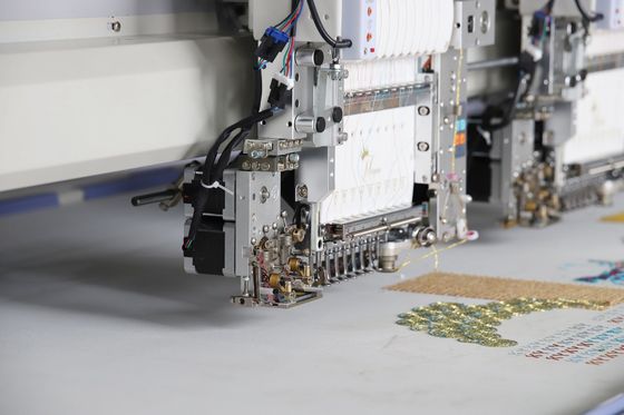 6 Teste Macchina di ricamo al computer 13 lingue con funzione di ricamo a corda