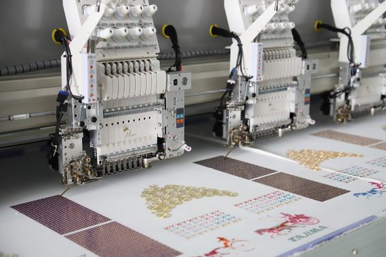 13 lingue Cording Embroidery Machine Alta velocità Twin Sequin Embroidery Machine