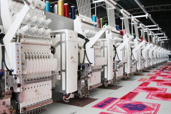 13 lingue Sequins Macchine per ricamo ad alta velocità Macchine per ricamo al computer
