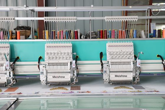 Macchina per computer di ricamo singolo a seghe 15 aghi 10 teste