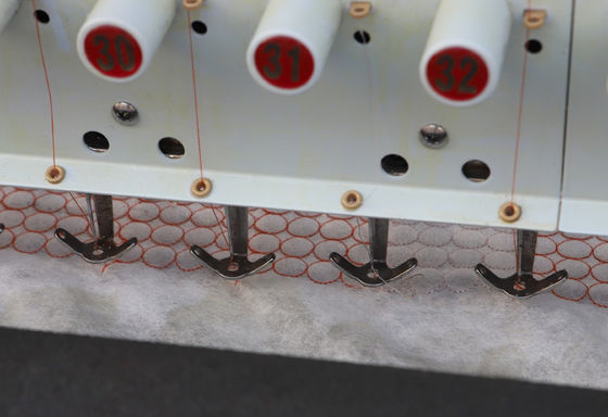 Calcolatore 44 Aghi Macchina di ricamo di coperte 22 Teste